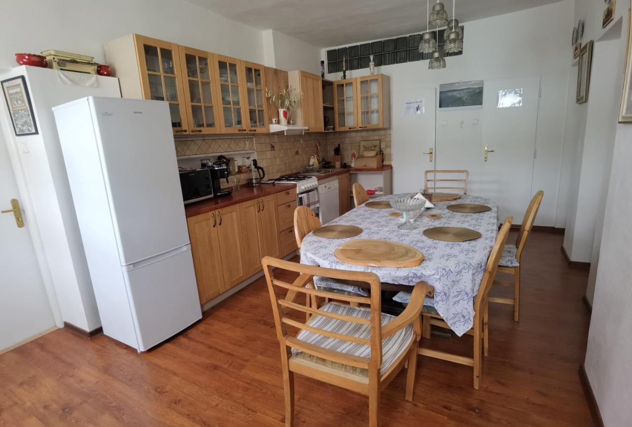 U Cerneho Orla Apartment Vidnava Luaran gambar